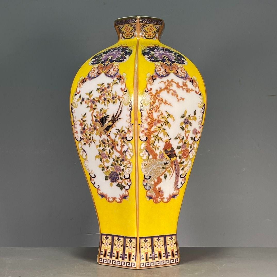 清雍正琺瑯彩花鳥図紋賞瓶 景徳鎮 陶磁器 装飾品 現代工芸品 美術品 置物 清雍正琺瑯彩花鳥図紋賞瓶 景徳鎮 陶磁器 装飾品 現代工芸品