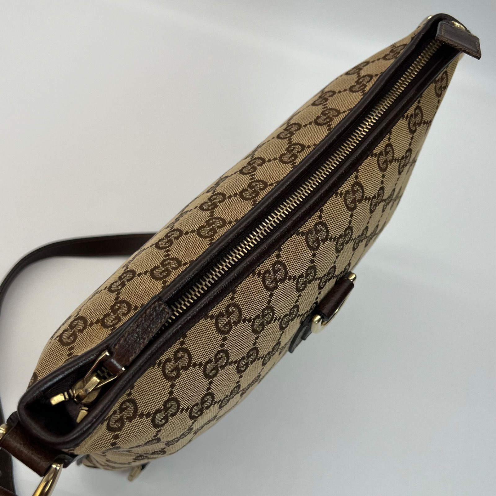 極美品 GUCCI グッチ ショルダーバッグ アビーライン GG