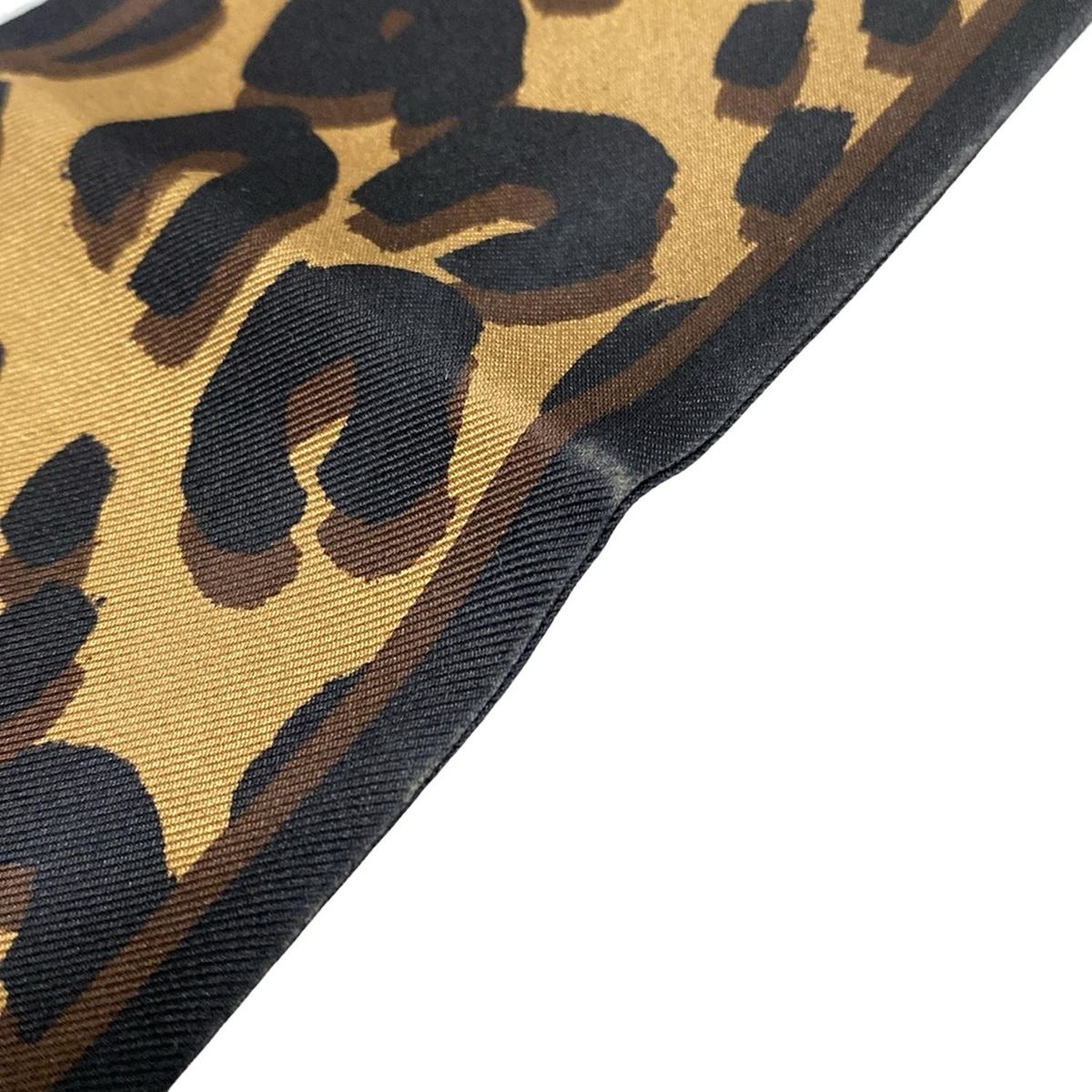 LOUIS VUITTON(ルイヴィトン) スカーフ バンドーレオパード
