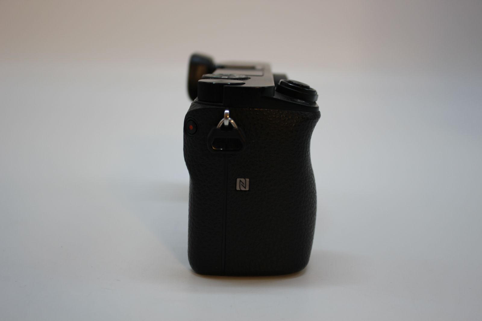 □美品□ SONY α6000 ボディ ブラック ILCE-6000 B ＊25715 価格.com