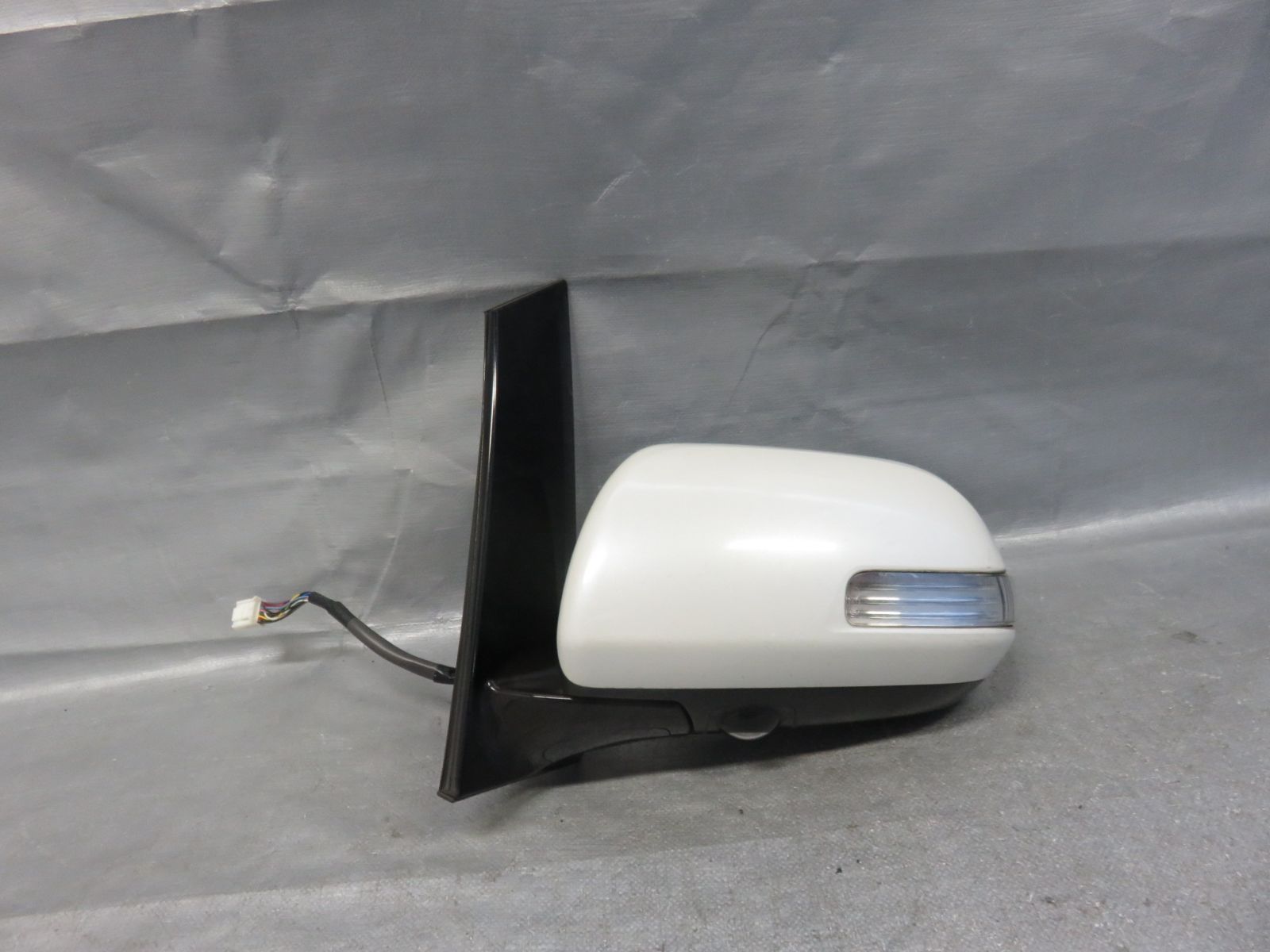 STD7598 アルファード ヴェルファイア ANH20W ANH25W GGH20W GGH25W 後期 左 純正 ドアミラー サイドミラー 左側 助手席 カメラ付 070