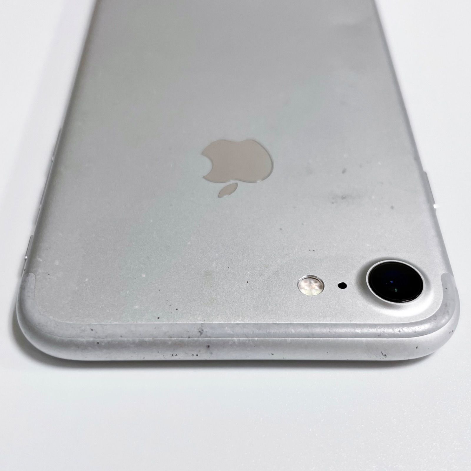 中古　simフリー　iPhone7 32gb Softbank バッテリー82% 中古simフリーiPhone7 32gb Softbank バッテリー82%
