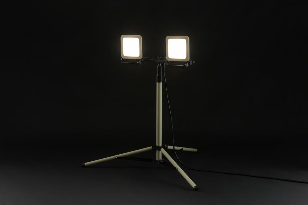 バイス・クランプ アイリスオーヤマ LED投光器 ワークライト 10000lm