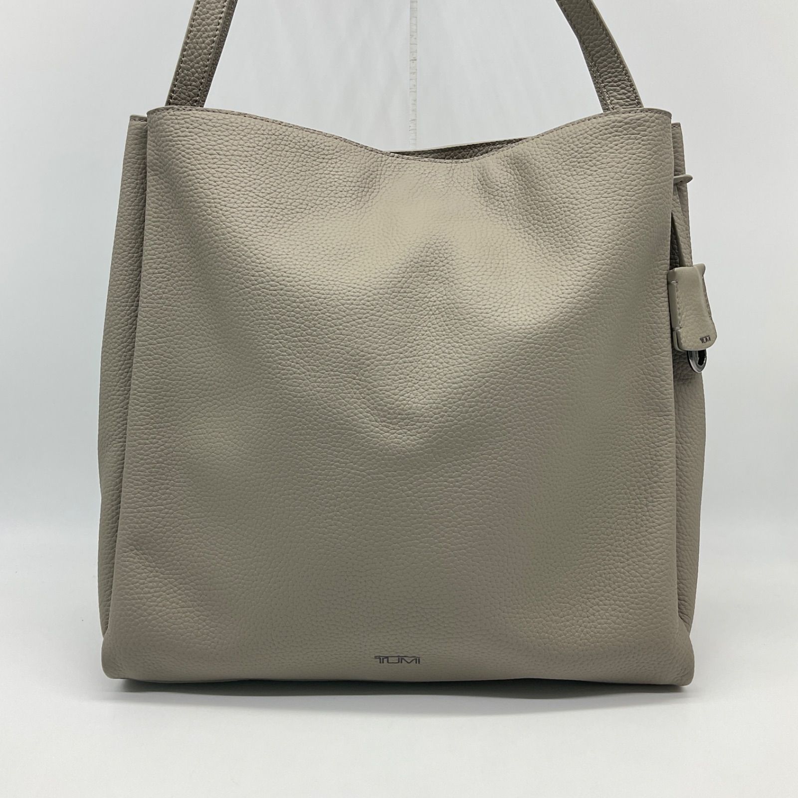 TUMI トゥミ GEORGICA ジョディス トートバッグ トープ レザー 【中古 