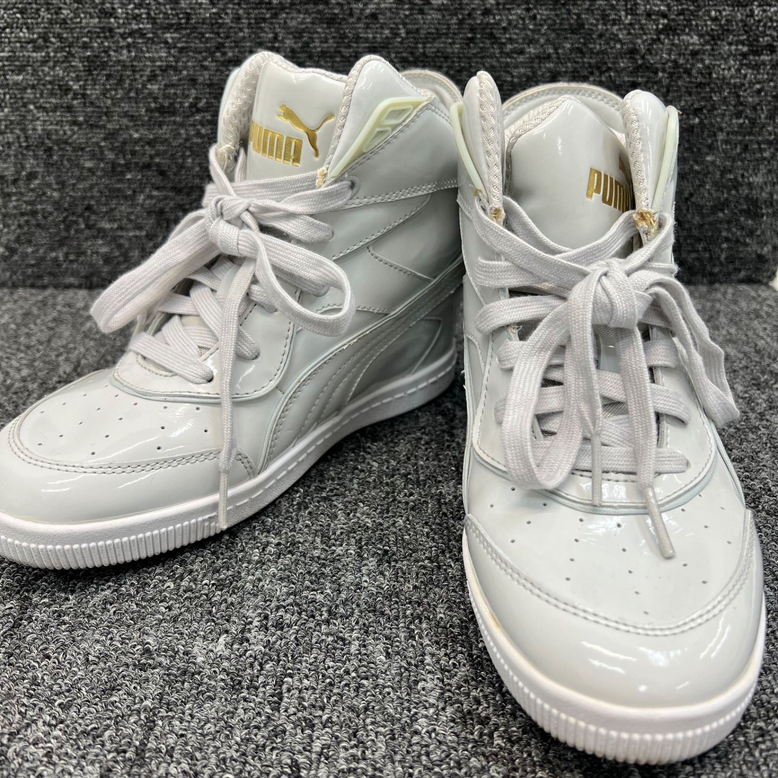 PUMA プーマ スニーカー ハイカット エナメル 22.5cm レディース