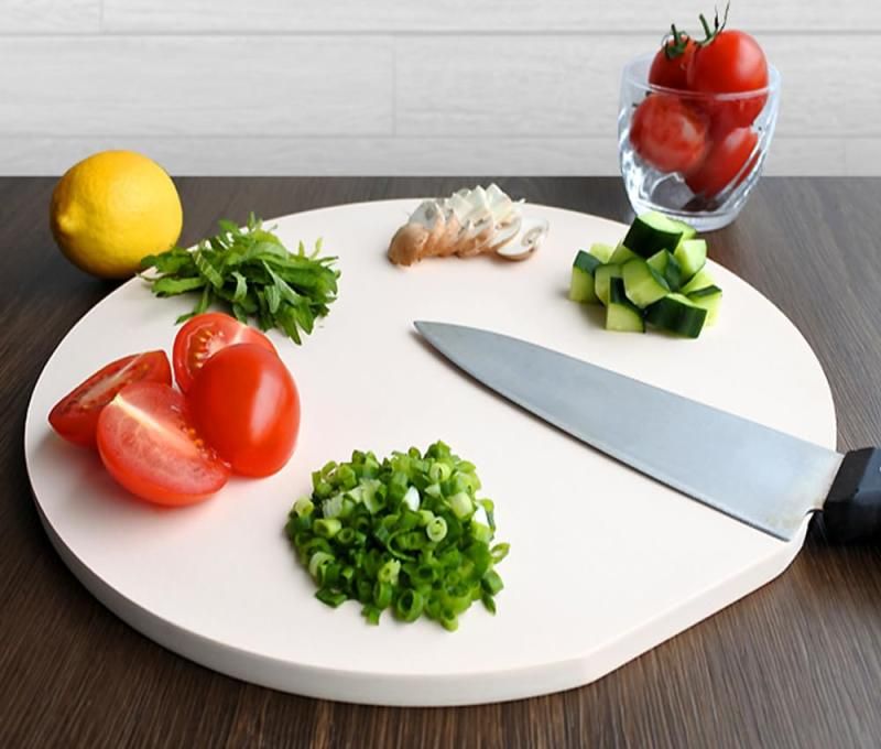 抗菌まな板パルト 丸型 Ｍサイズ 直径29ｃｍ SIAAマーク取得 食中毒予防 つうはん本舗オリジナル 抗菌材を練り込んでるから抗菌力は半永久的プロも愛用ゴムまな