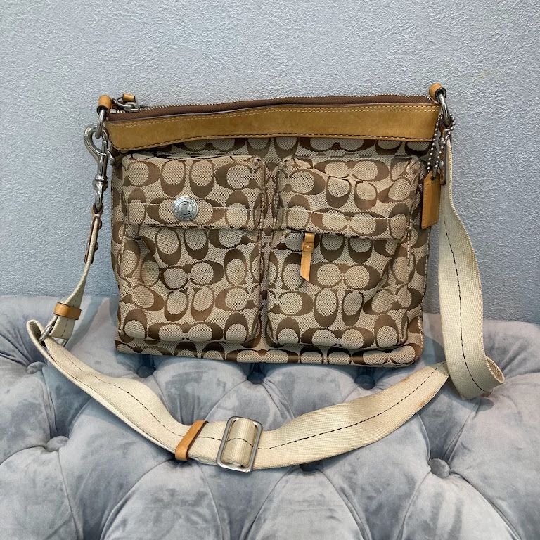 ◇　COACH コーチ シグネチャー ショルダーバッグ ブラウン キャメル K05J-6448