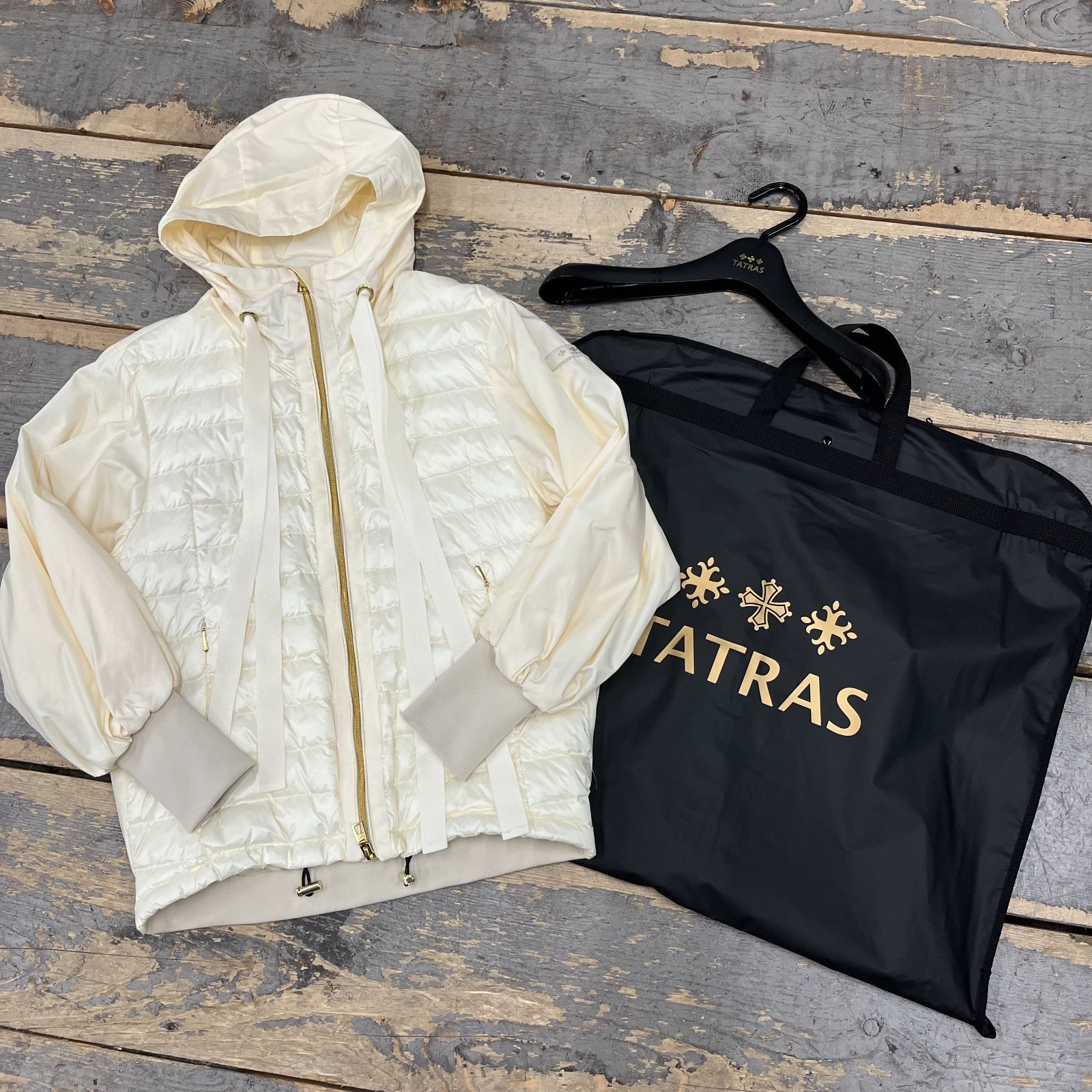 TATRAS タトラス ATENA フード切り替えライトダウン ダウンジャケット 