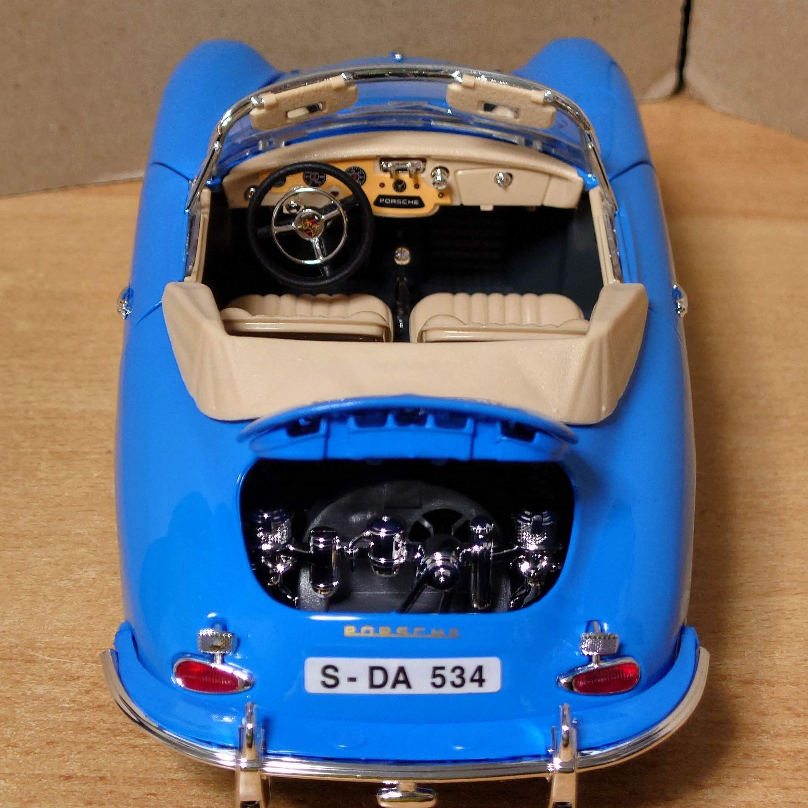 1/18 ポルシェ356B オープン ブルー PORSCHE 356B 1961 ブラーゴ