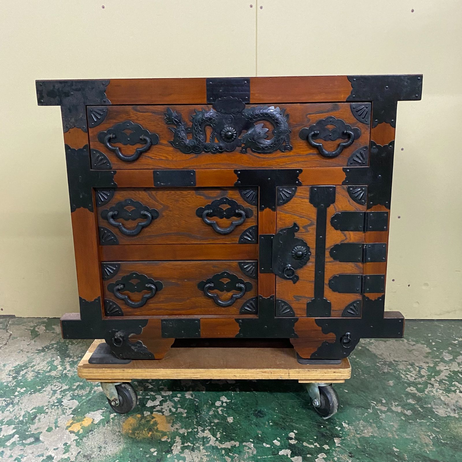 和家具 車箪笥 木製 アンティーク レトロ 引取り