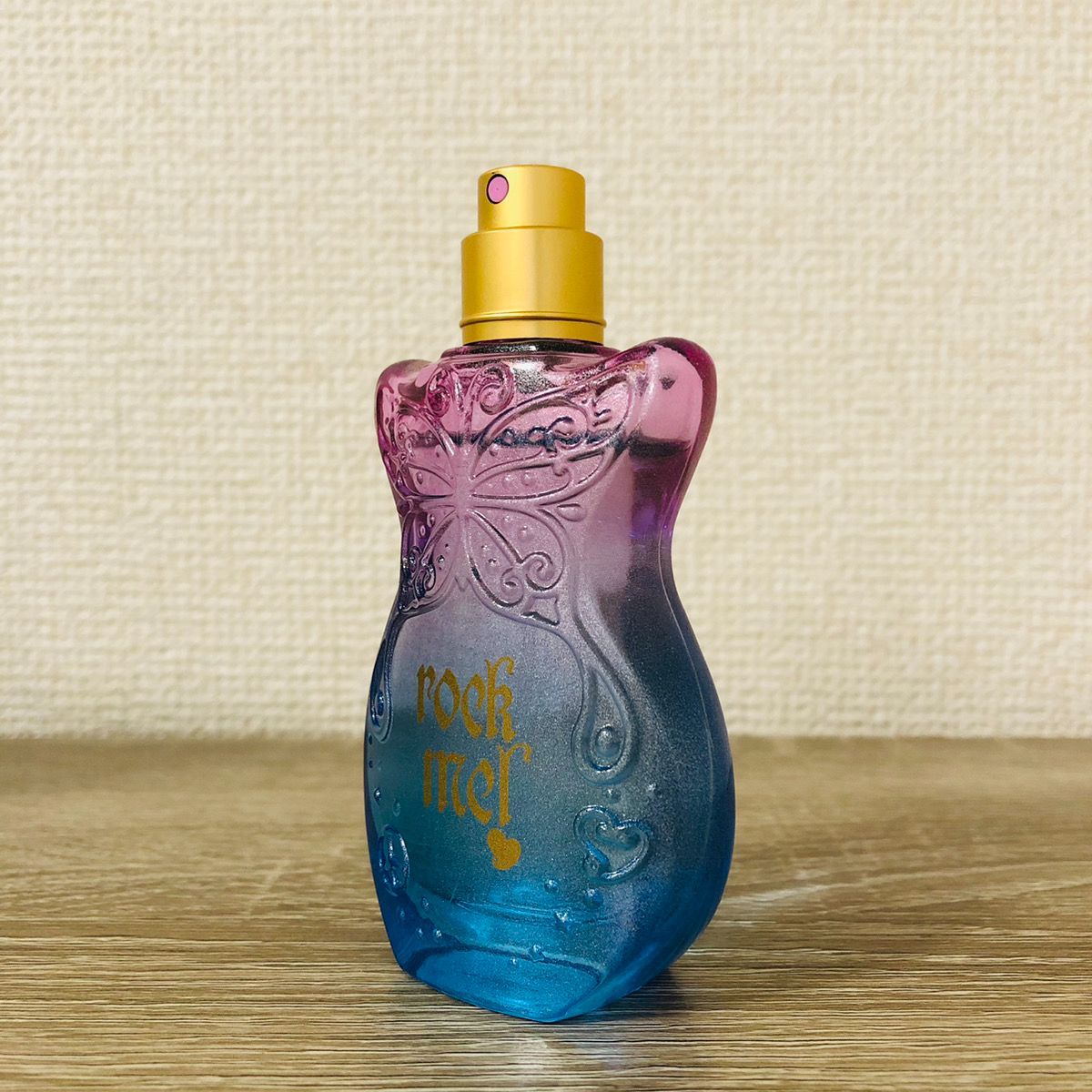 【限定　廃盤レア】アナスイ　ANNA SUI　ロックミー　オードトワレ　75ml 限定 廃盤レア】アナスイ ANNA SUI ロックミー オードトワレ