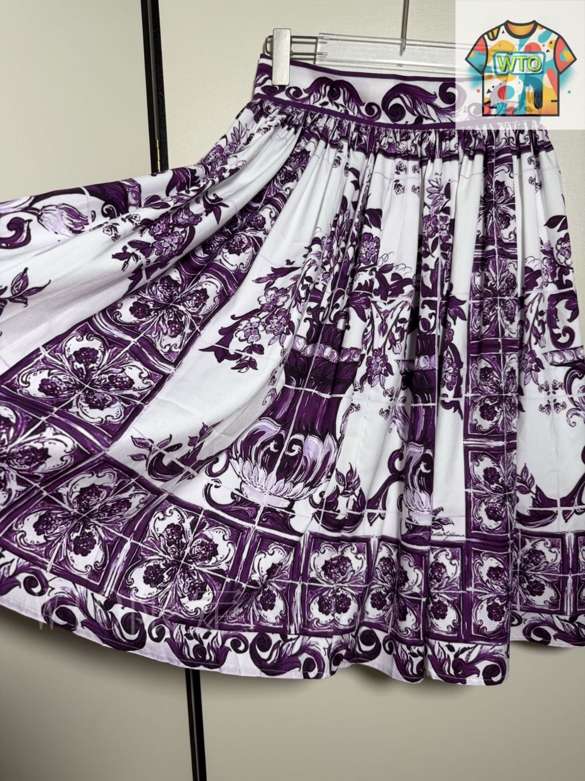 今日特価】Dolce&Gabbana Purple Majolica Off-Shoulder Skirt