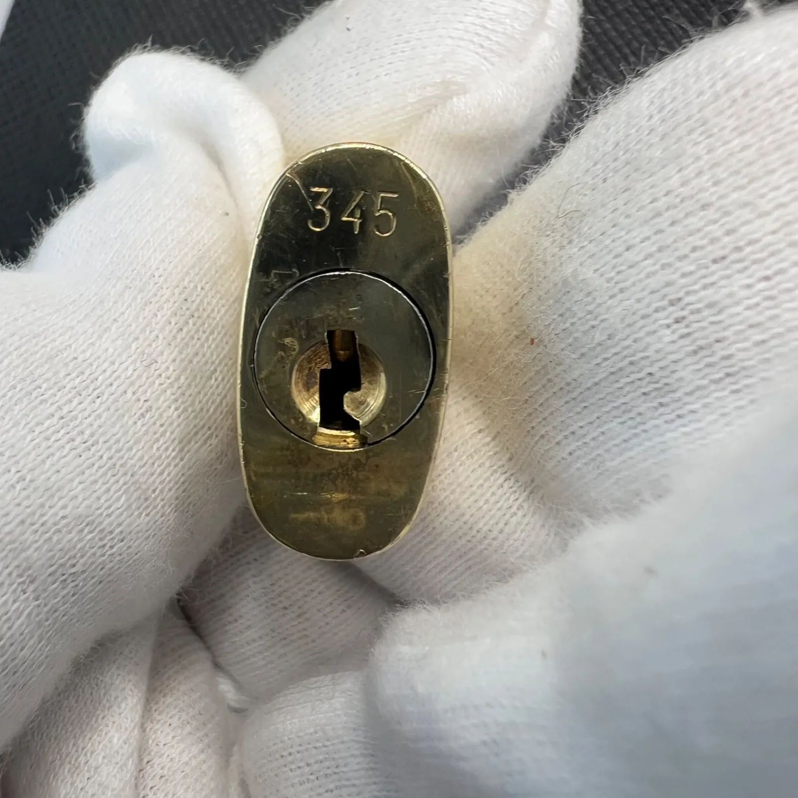 ✴︎345番✴︎ LOUIS VUITTON ルイヴィトン カデナ パドック ✴︎345番✴︎ LOUIS VUITTON ルイヴィトン カデナ パドック