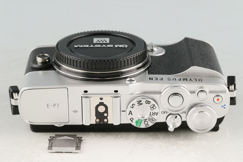 E-P7 Mirrorless
