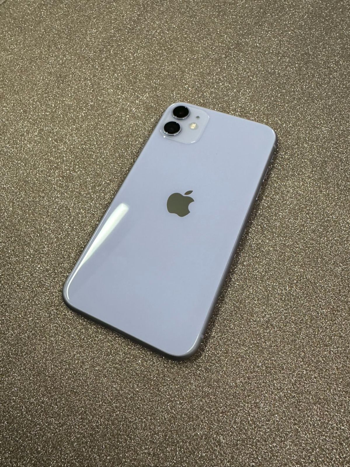 ほぼ新品】Apple iPhone 11 64GB MHDF3J/A パープル - メルカリ