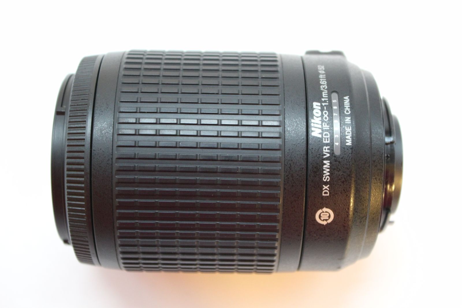 □ほぼ新品□ Nikon AF-S DX VR Zoom Nikkor 55-200mm f/4-5.6
