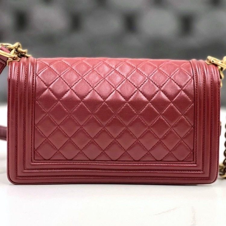 ボーイシャネル マトラッセ ワインレッド ショルダーバッグ 21番台
