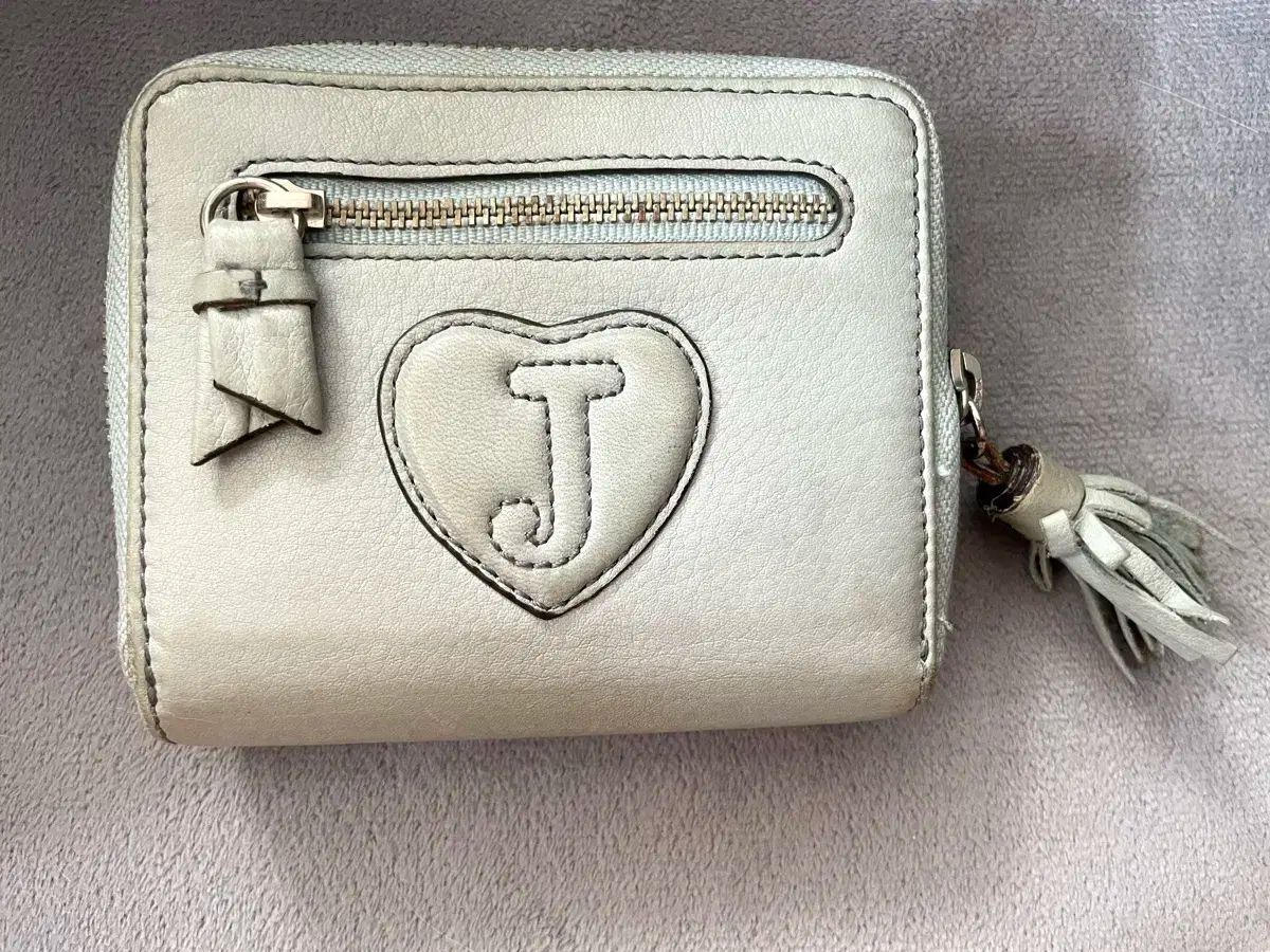 JUICY COUTURE(ジューシークチュール) 財布 正規品 - メルカリ