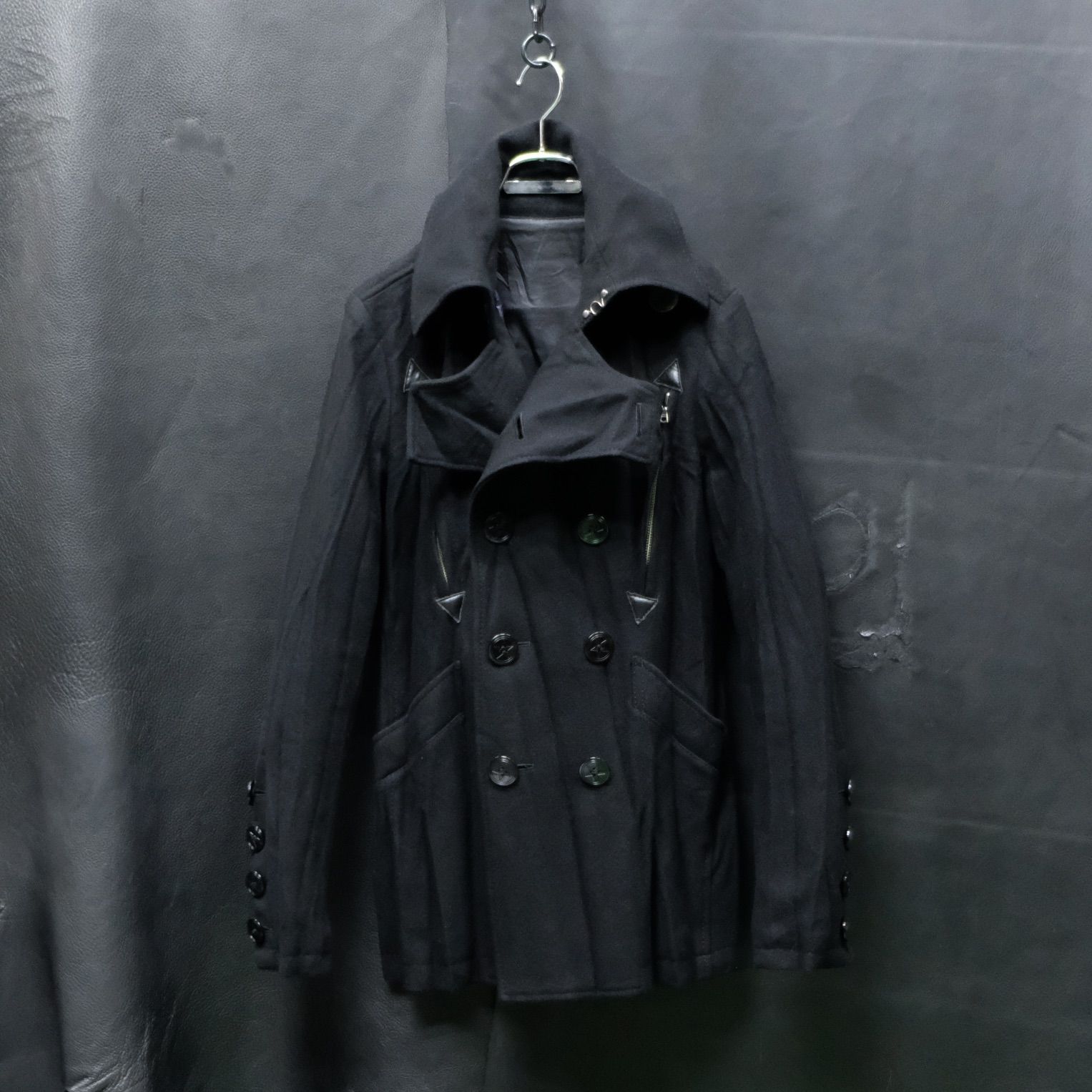 【美品】THEE HYSTERIC XXX 黒ピーコート Mヒステリックグラマー Yahoo!オークション - THEE HYSTERIC XXX ヒステリック トリプル
