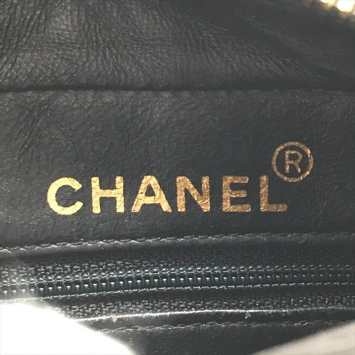 美品 CHANEL シャネル ココマーク ダイアナ マトラッセ ターンロック ラムスキン フリンジ チェーン ショルダー バッグ ブラック a2837 CHANEL - 美品 CHANEL シャネル ココマーク ダイアナ マトラッセ