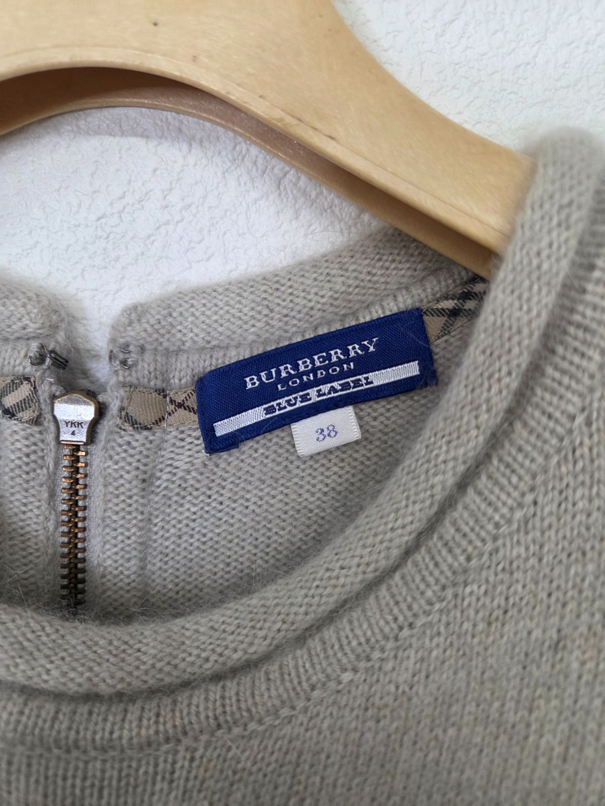 BURBERRY BLUE LABEL ニット切替ジャケット ベージュ 38 BURBERRY BLUE LABEL ニット切替ジャケット ベージュ 38 BURBERRY BLUE