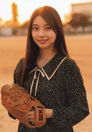 中古】生写真(ハロプロ) モーニング娘。'21/牧野真莉愛/上半身/写真集