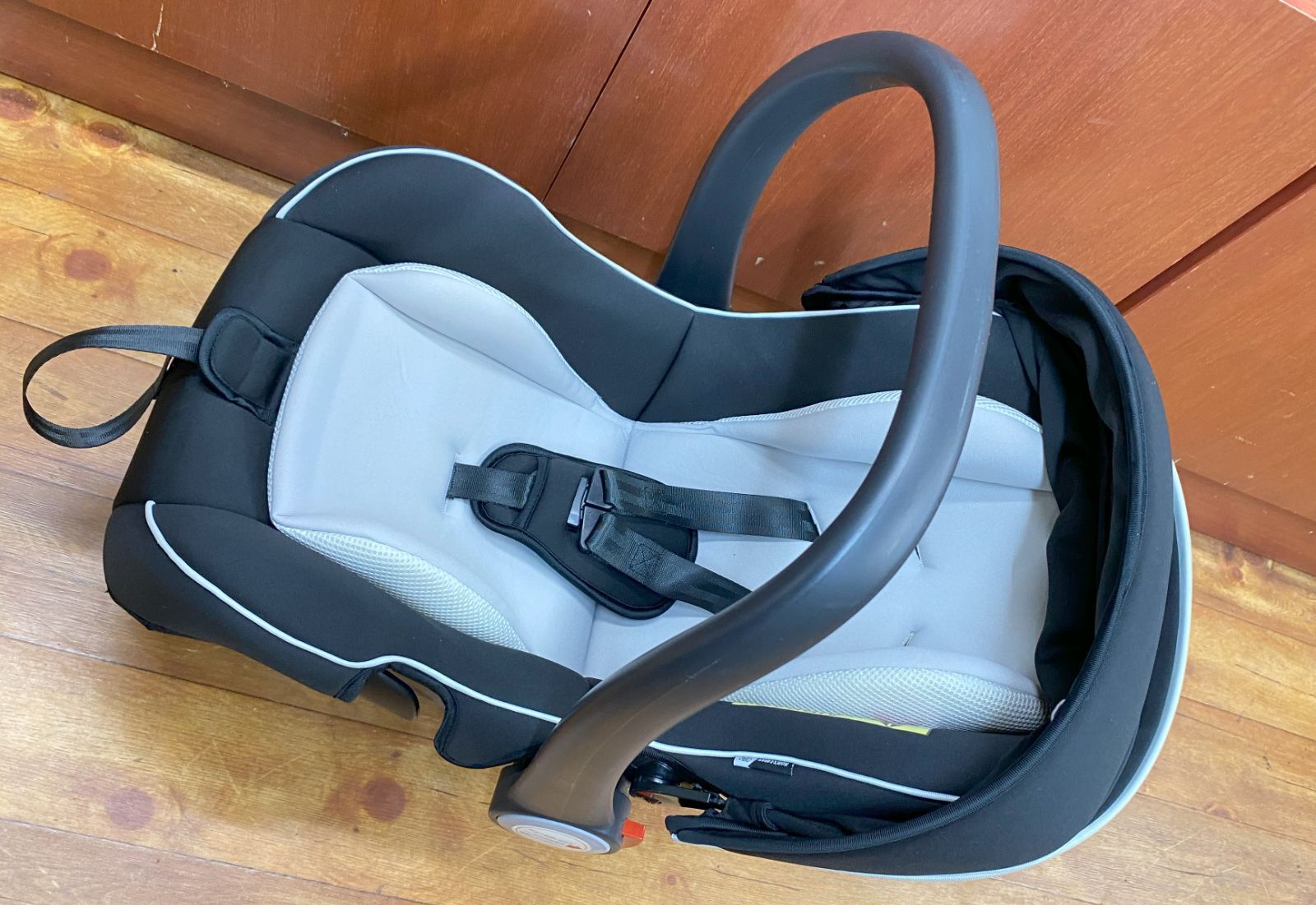 新品未使用 マムズキャリー MCブライト3 B-5003 チャイルドシート マムズキャリー MCブライト 3 B-5003 チャイルドシート - メルカリ