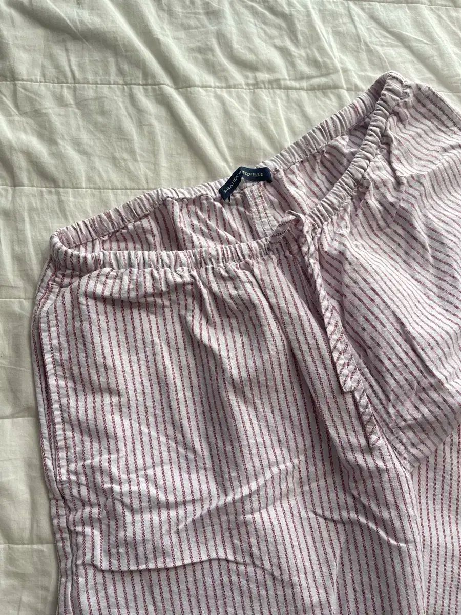 Brandy Melville ブランディー メルビル ストライプ コットンパンツ
