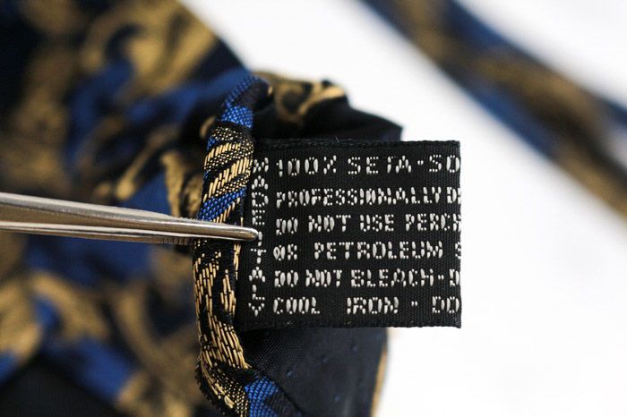 ジャンニ・ヴェルサーチ ブランドネクタイ 総柄 リーフ柄 格子柄 シルク イタリア製 PO メンズ ネイビー Gianni Versace ジャンニ・ヴェルサーチ ブランド ネクタイ 総柄 リーフ柄 格子柄