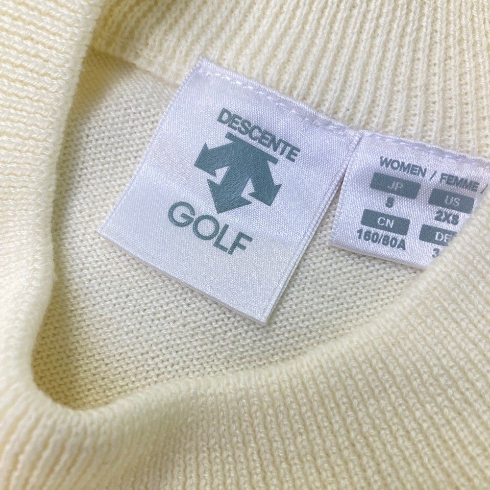 サイズ：S DESCENTE GOLF デサントゴルフ  モックネックニットセーター ウール混  ホワイト系 [240101423434] ゴルフウェア レディース ストスト サイズ：S DESCENTE GOLF デサントゴルフ モックネックニット