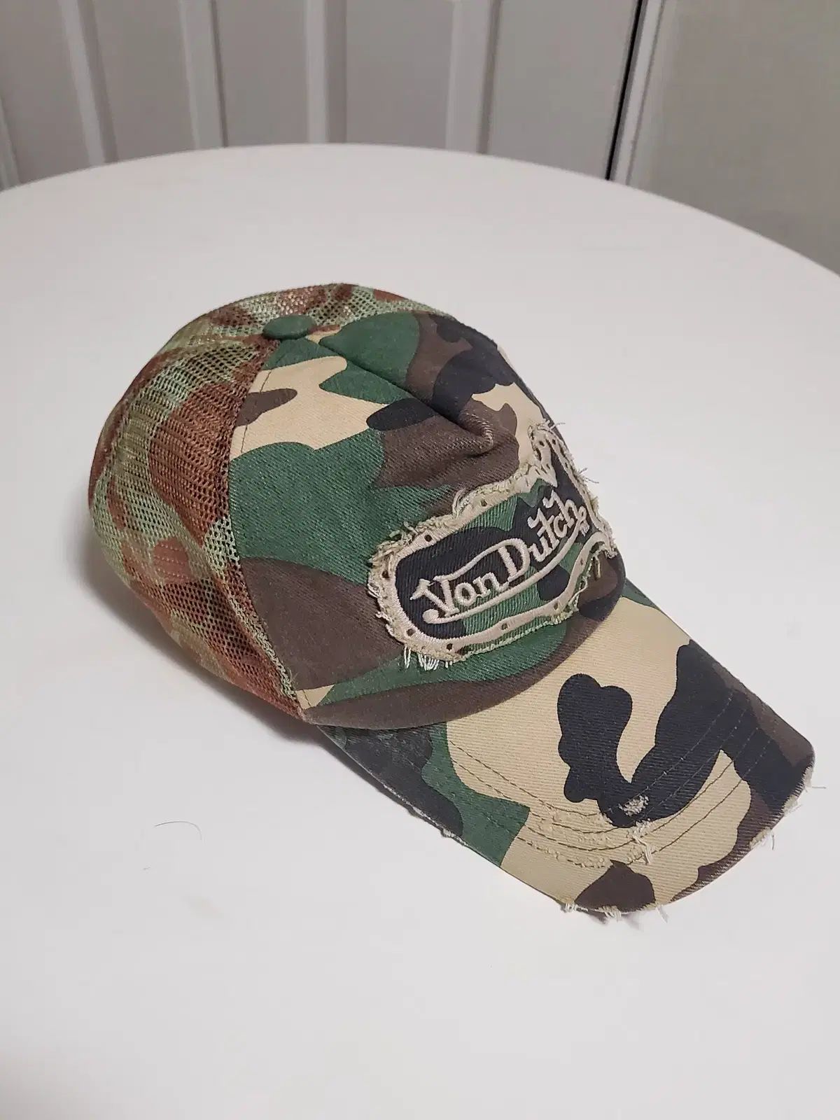 Von Dutch 迷彩柄トラッカーキャップ 待望の再入荷！Von Dutch ボンダッチ メッシュトラッカー