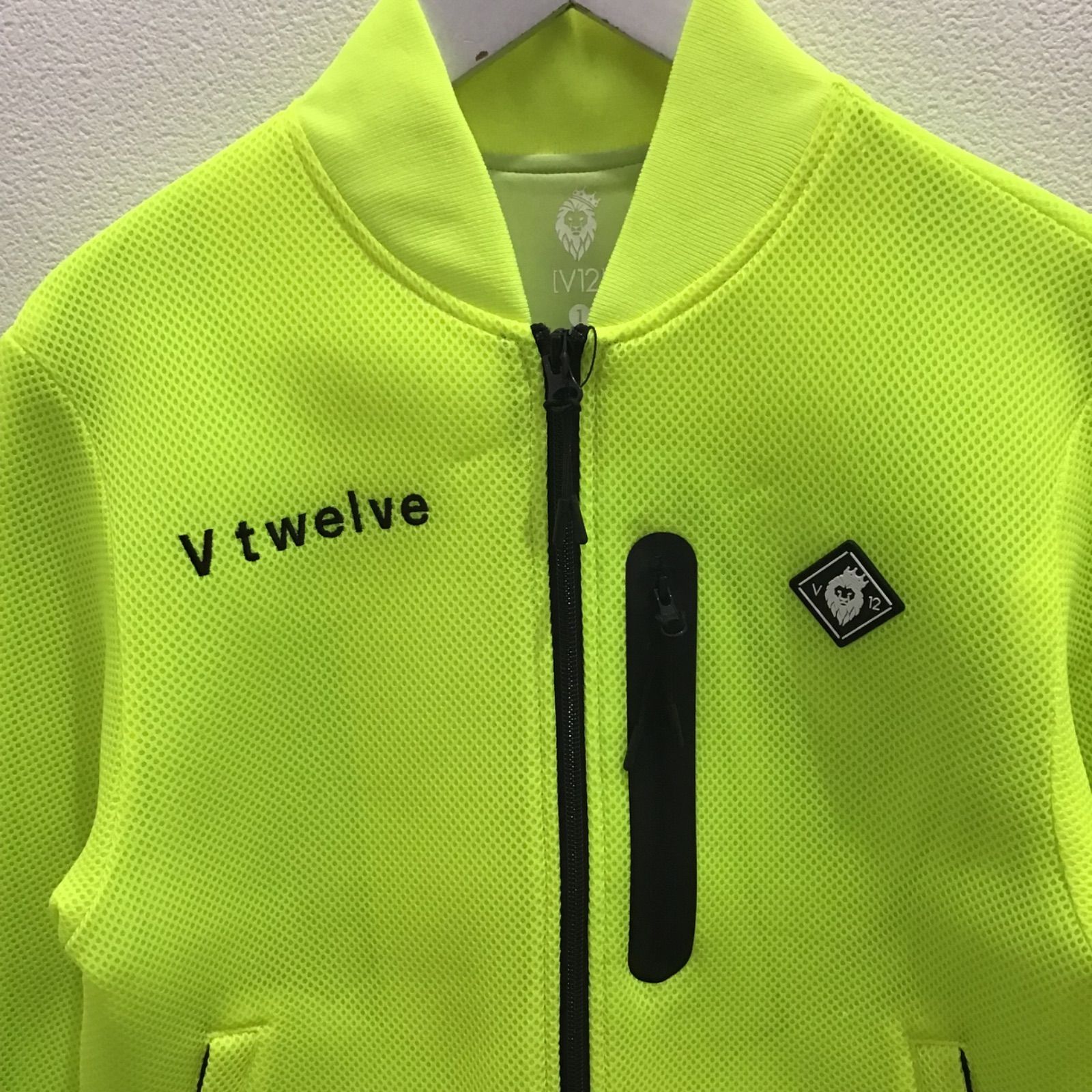 新品】 V12 V-12 ゴルフ レディース V122320-JK04 YACHT JKT