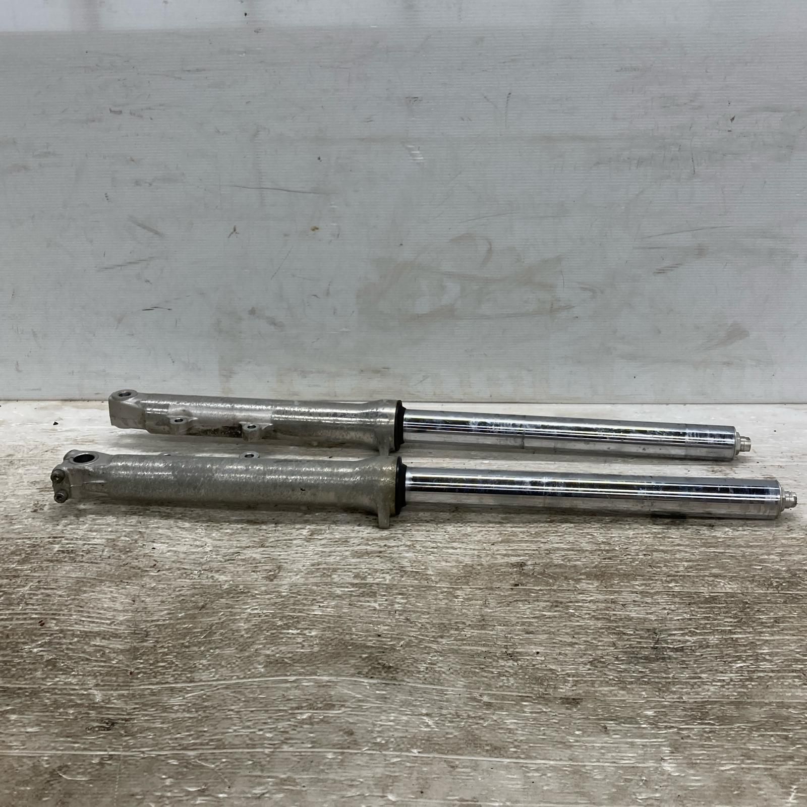 GK73A フロントフォーク