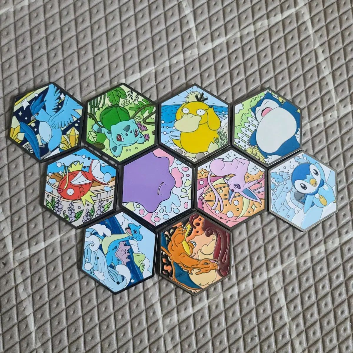 クリスピードーナツ アンジェリナス ポケットモンスター メタル マグネット 磁石 バッジ 10 種 フルセット