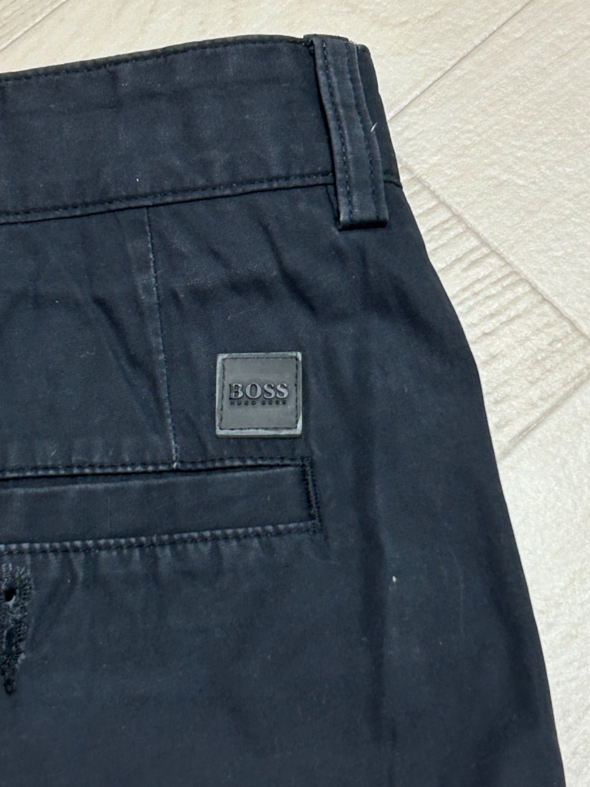 HUGO BOSS　ヒューゴボス　ブラックパンツ