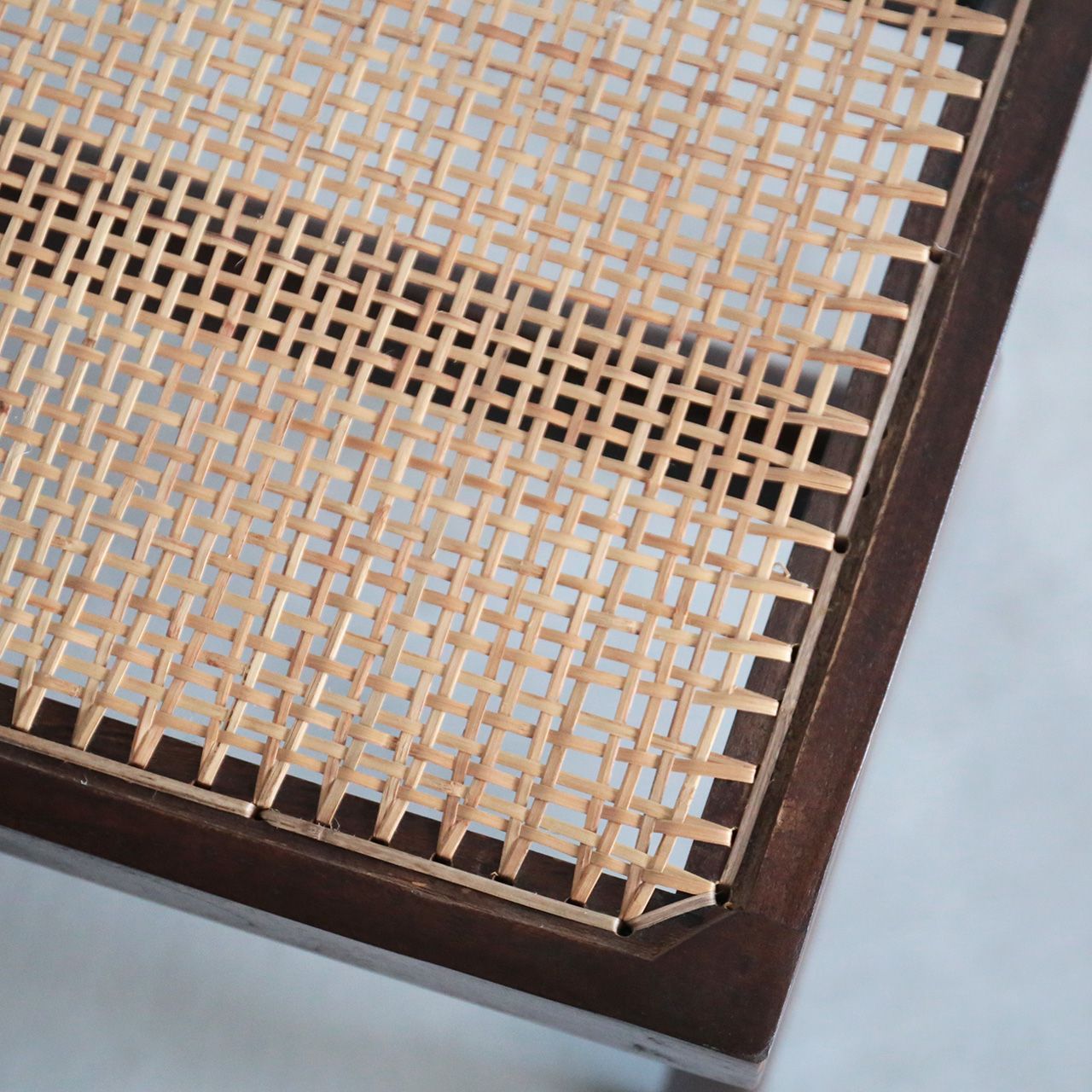 ピエール・ジャンヌレ スツール オットマン ラタン 古材 チーク 椅子 ブラウン Pierre Jeanneret Low Cane Stool リプロダクト ピエールジャンヌレ ル・コルビュジエ インダストリアル レトロ 男前 カフェ インド おしゃれ