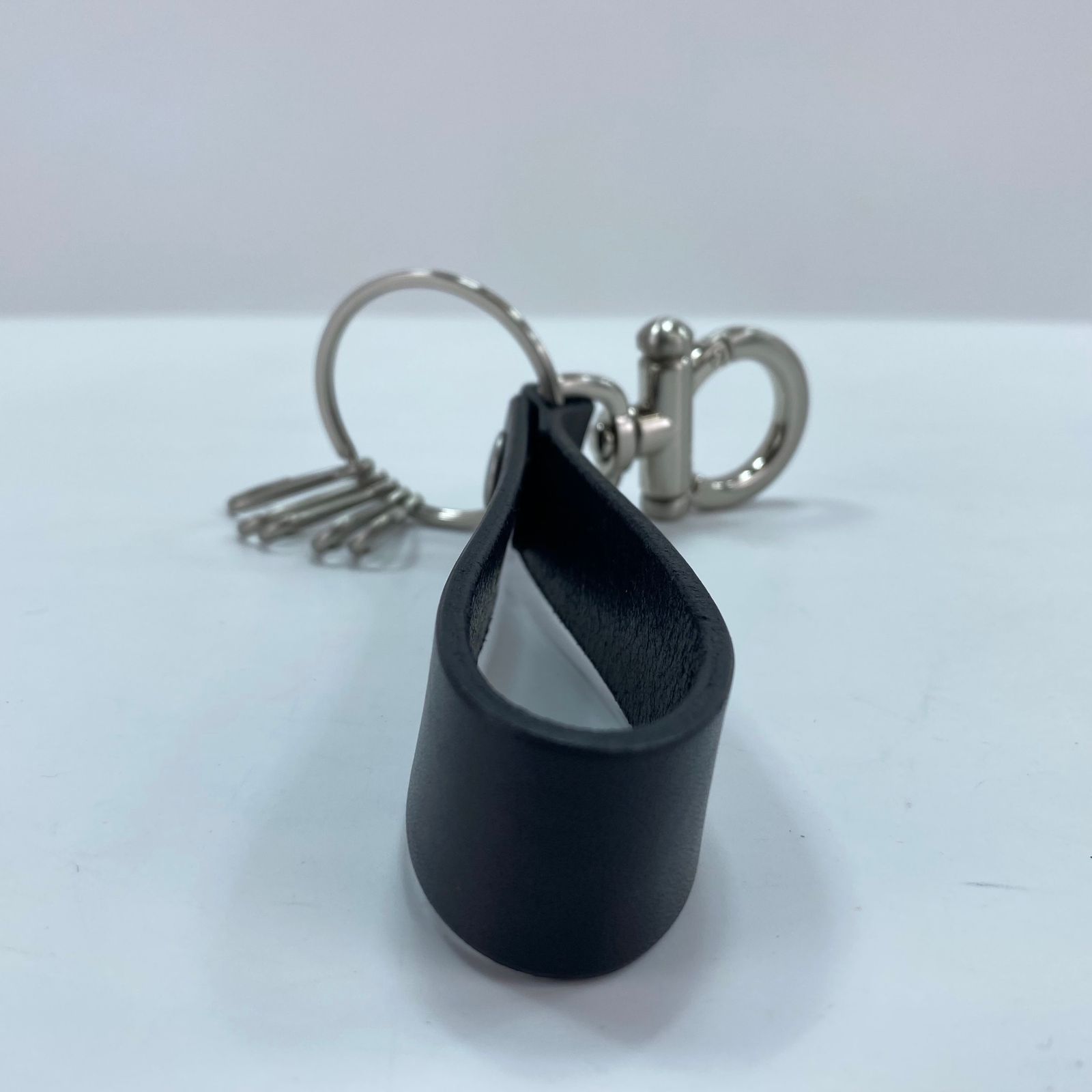 hender scheme ブラックレザー キーフロック キーホルダー - メルカリ