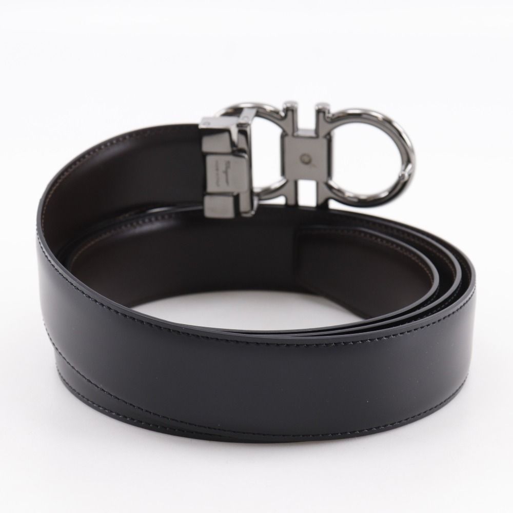 Salvatore Ferragamo】サルヴァトーレフェラガモ ガンチーニ レザー 黒