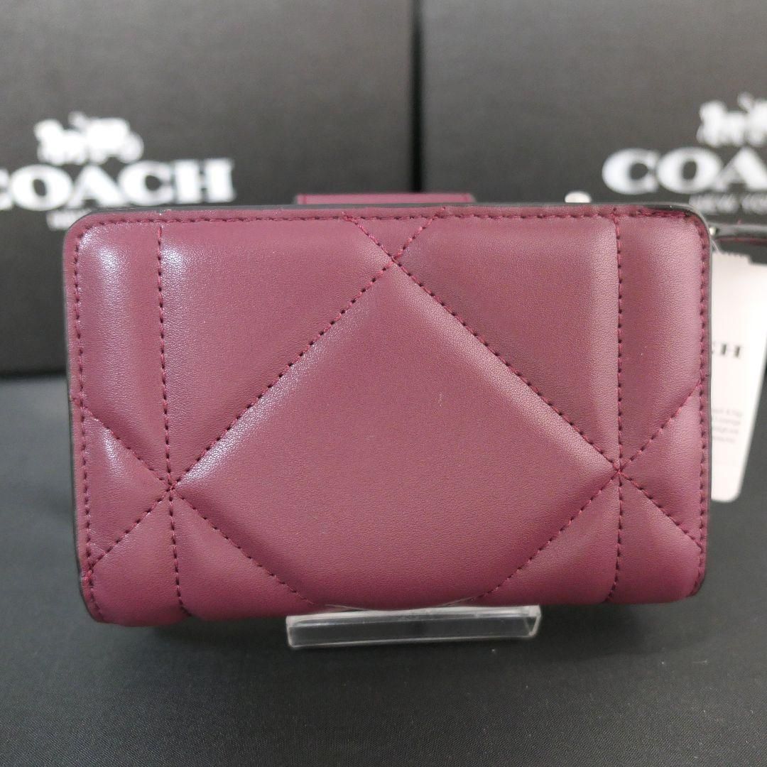 新品 COACH コーチ 二つ折り財布 キルティング クラレット CM997 - メルカリ