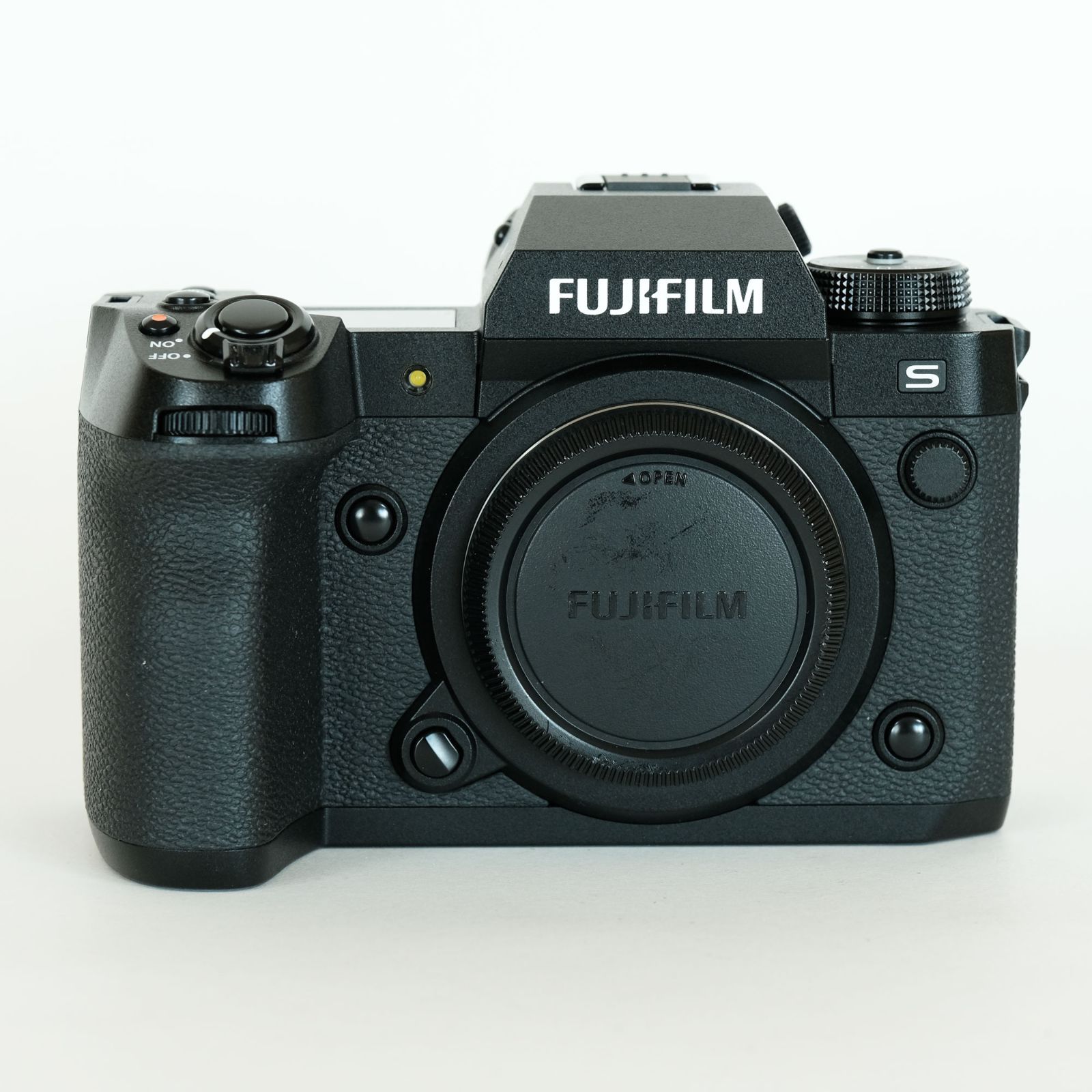 美品｜シャッター数18,472回] FUJIFILM X-H2S / 富士フイルムXマウント / APS-C - メルカリ