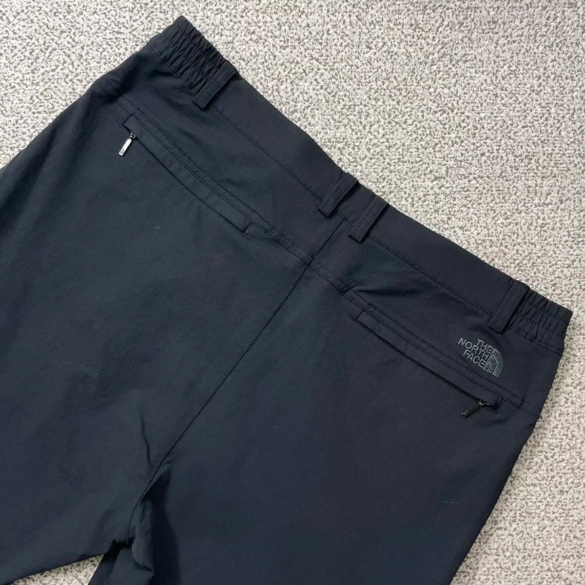 【雷市場（ポンジャン）商品韓国直送】 THE NORTH FACE(ザノースフェイス) 黒 カーゴ パンツ 36 240914