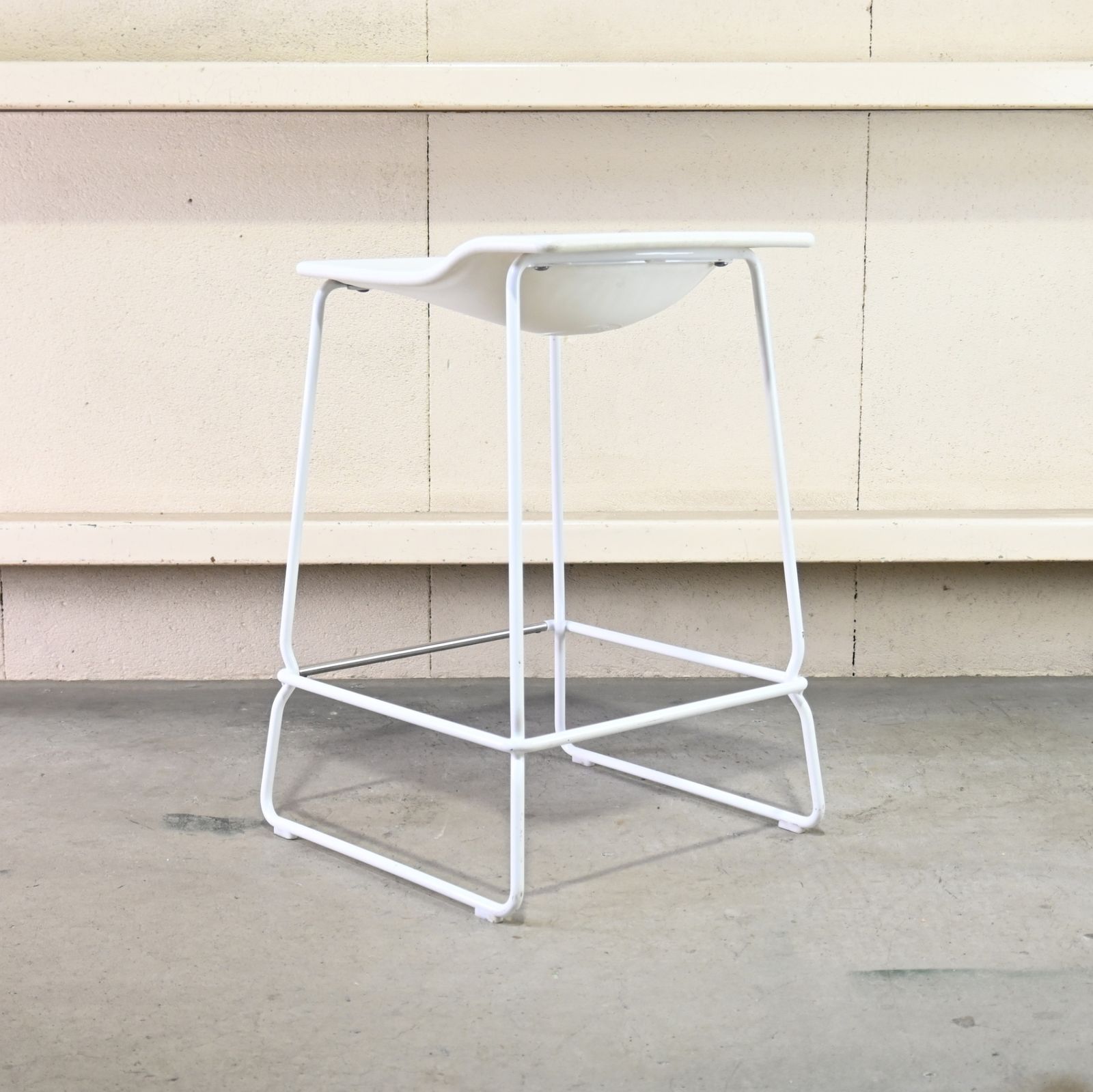 ○ Cassina ixc. ヴィッカルベ カウンターチェア ラストミニッツ