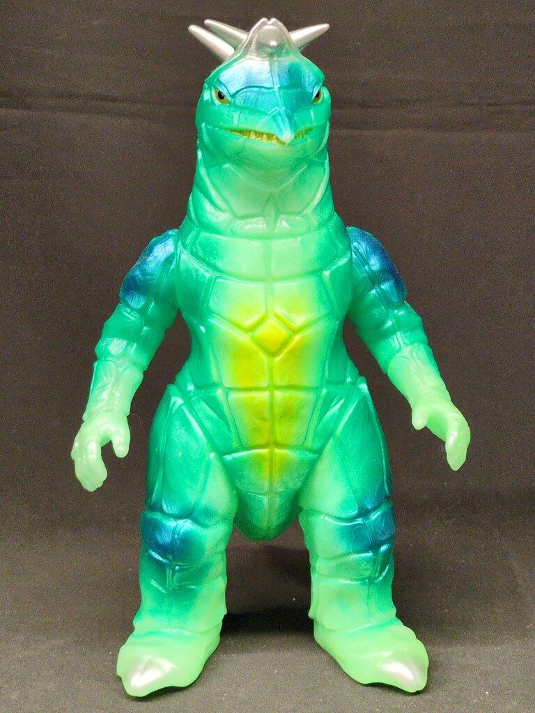 円谷コミュニケーションズ ソフビシリーズ 怪獣郷 より 彗星 ☆円谷