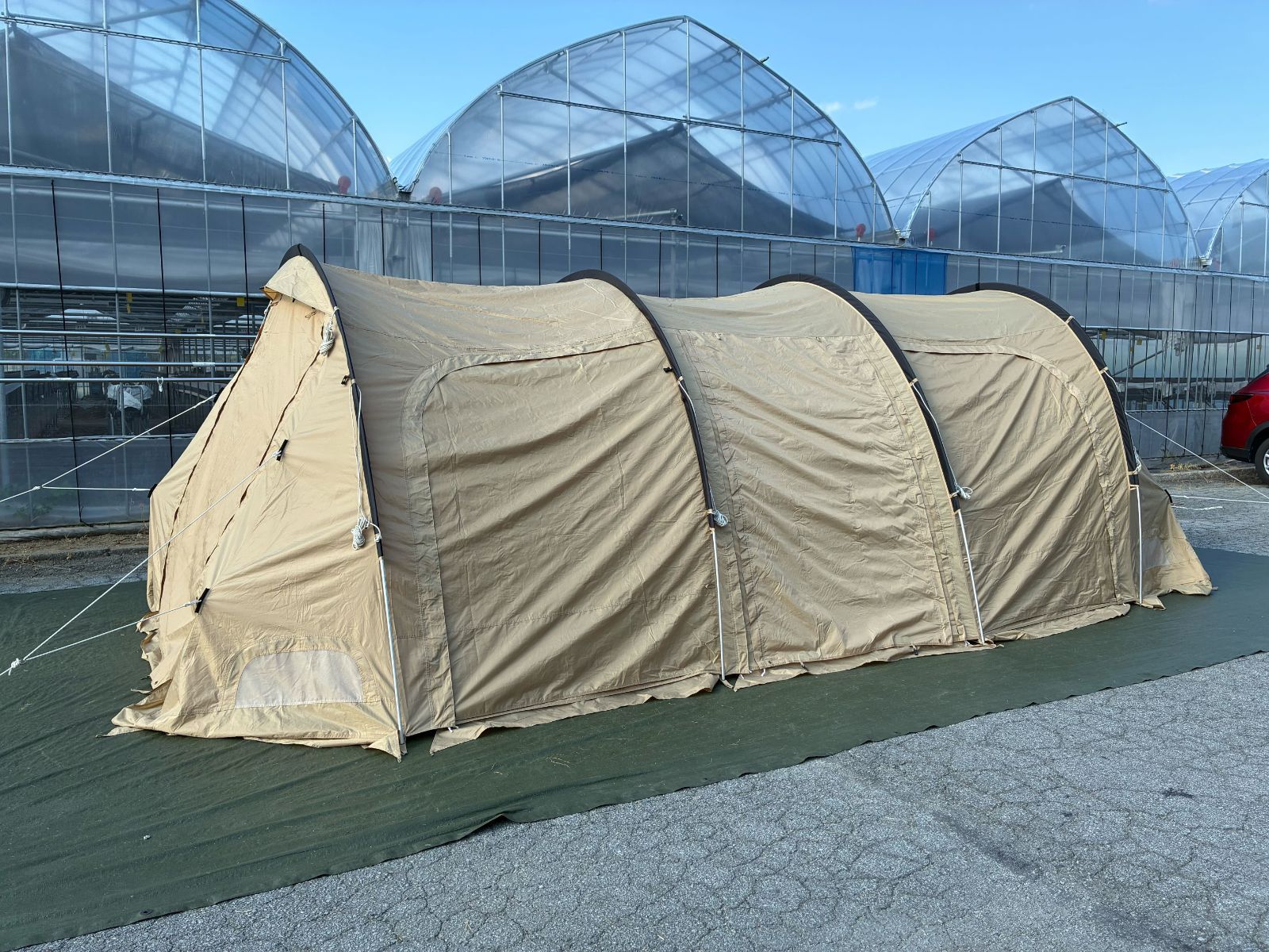 DODカマボコテント3M タン　専用マット付き カマボコテント3M（タン） T5-689-TN - DOD（ディーオーディー