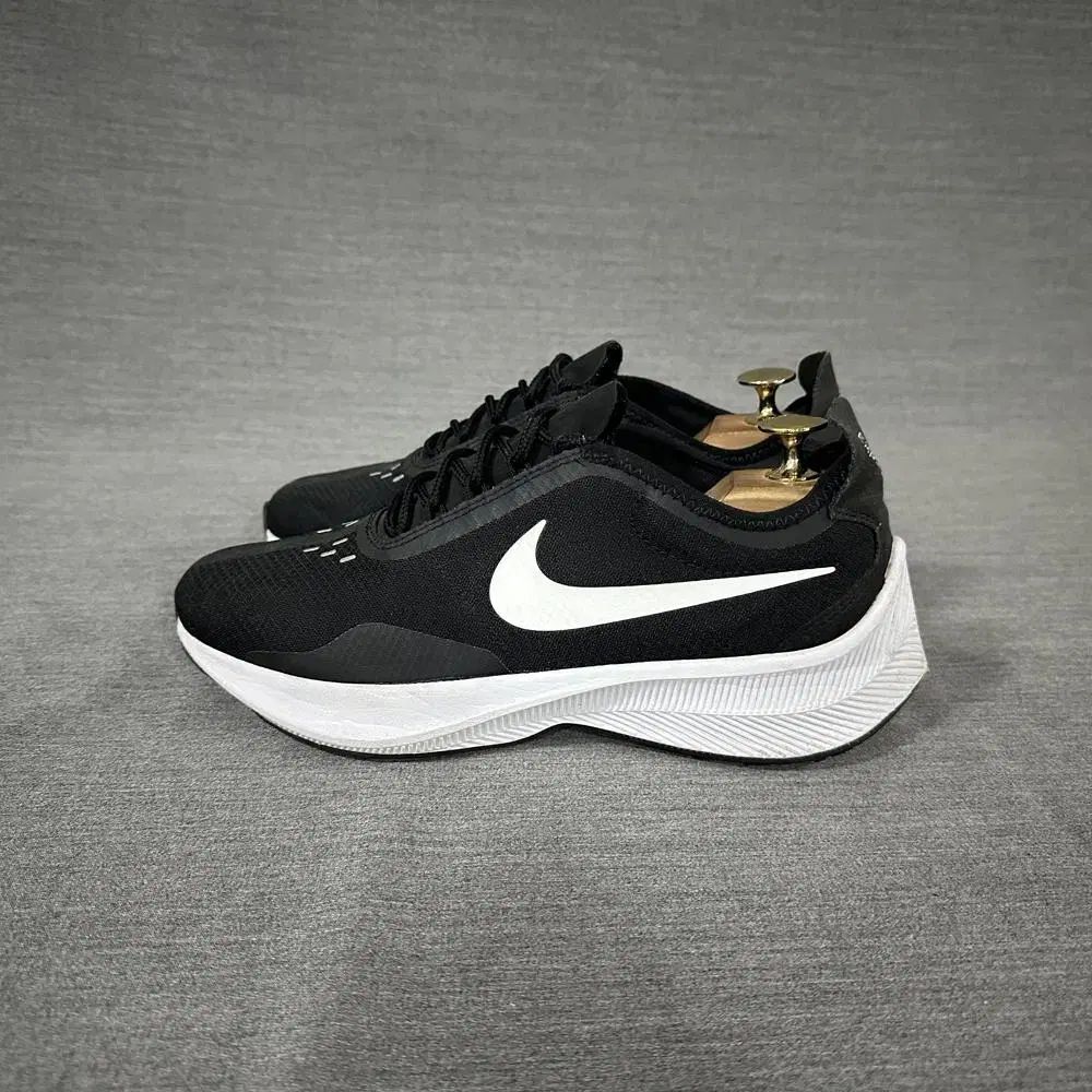 【雷市場（ポンジャン）商品韓国直送】 NIKE(ナイキ) ズームフライ ランニングシューズ/メンズ ( 250mm )/ s10356