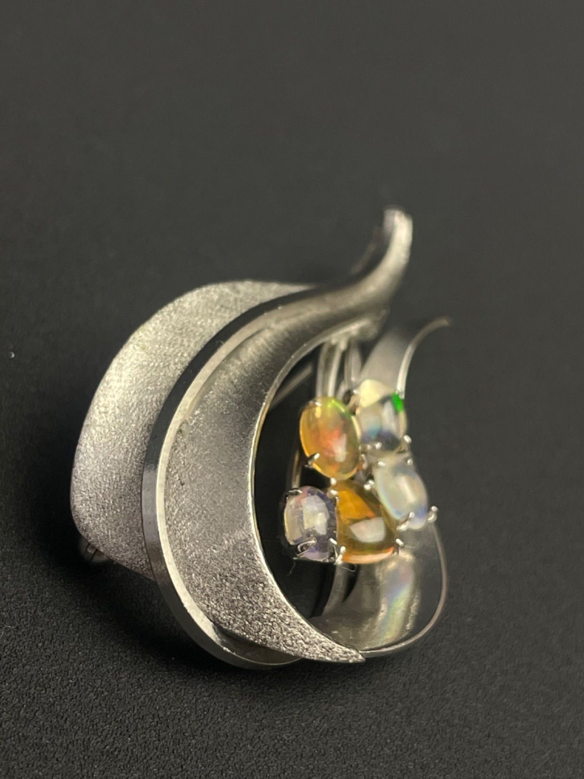 天然オパール ブローチ ヴィンテージ アクセサリー 天然石 opal 楽天市場】オパール ブローチの通販