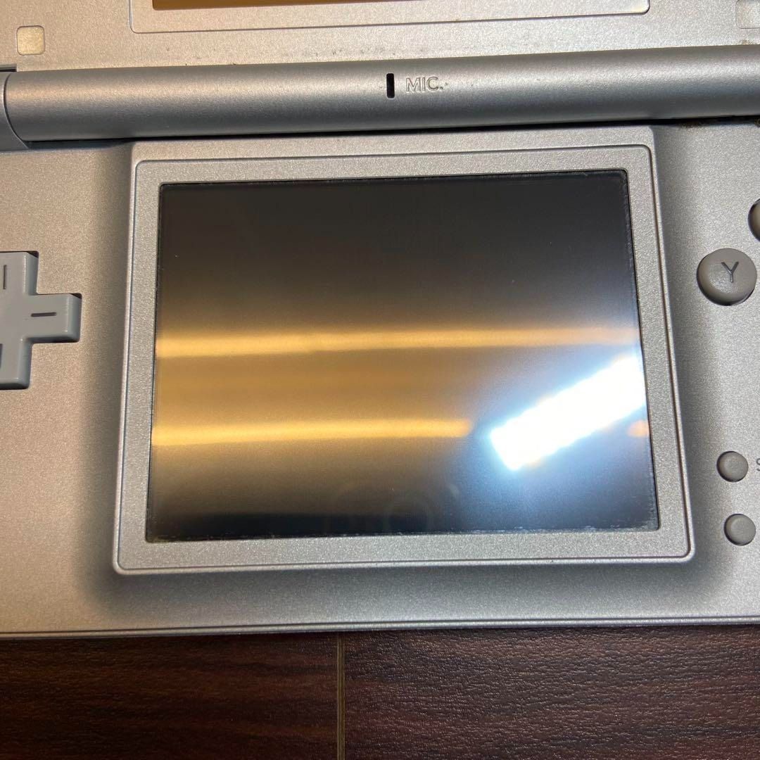 グロスシルバー