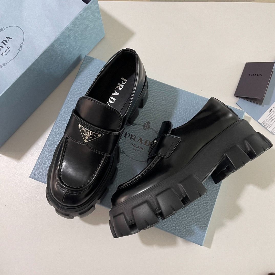 PRADA ローファー 厚底 37 PRADA ローファー 厚底 37