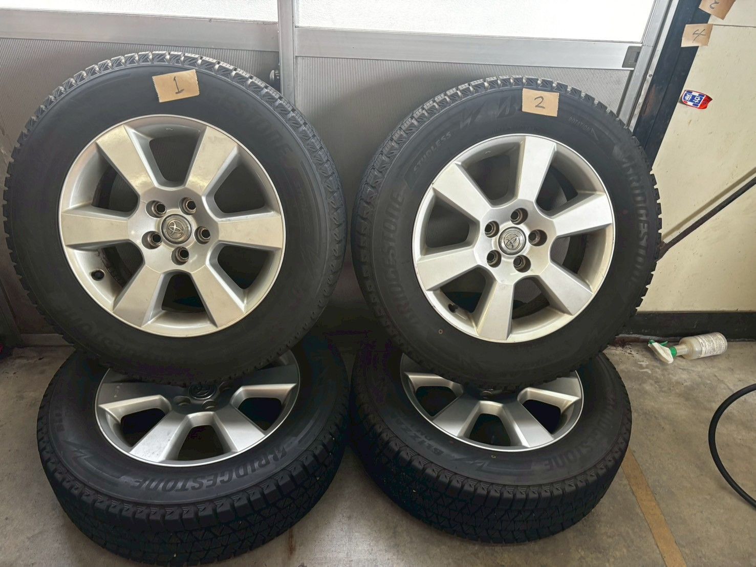 トヨタ ハリアー ACU30W 240G スタッドレスタイヤ 純正アルミホイール 225 65 17４本セット み