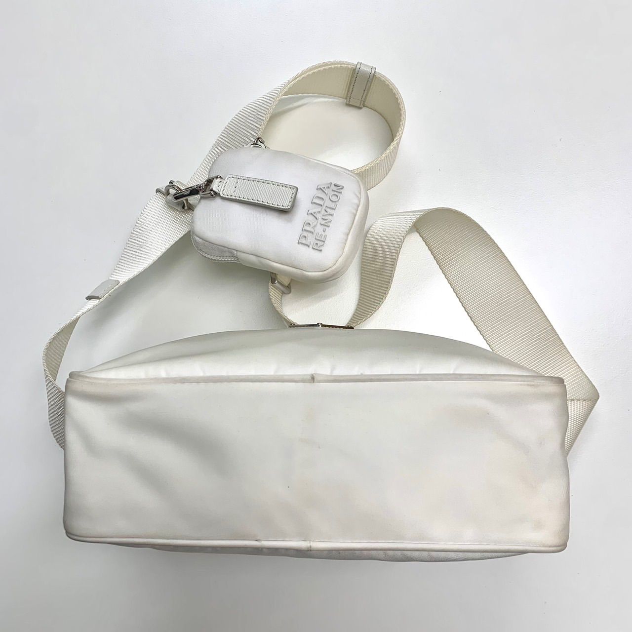 希少 入手困難 美品⭐️プラダ PRADA】 リナイロンショルダーバッグ